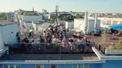 Notre terrasse sur le toit avec une vue fantastique sur Berlin !